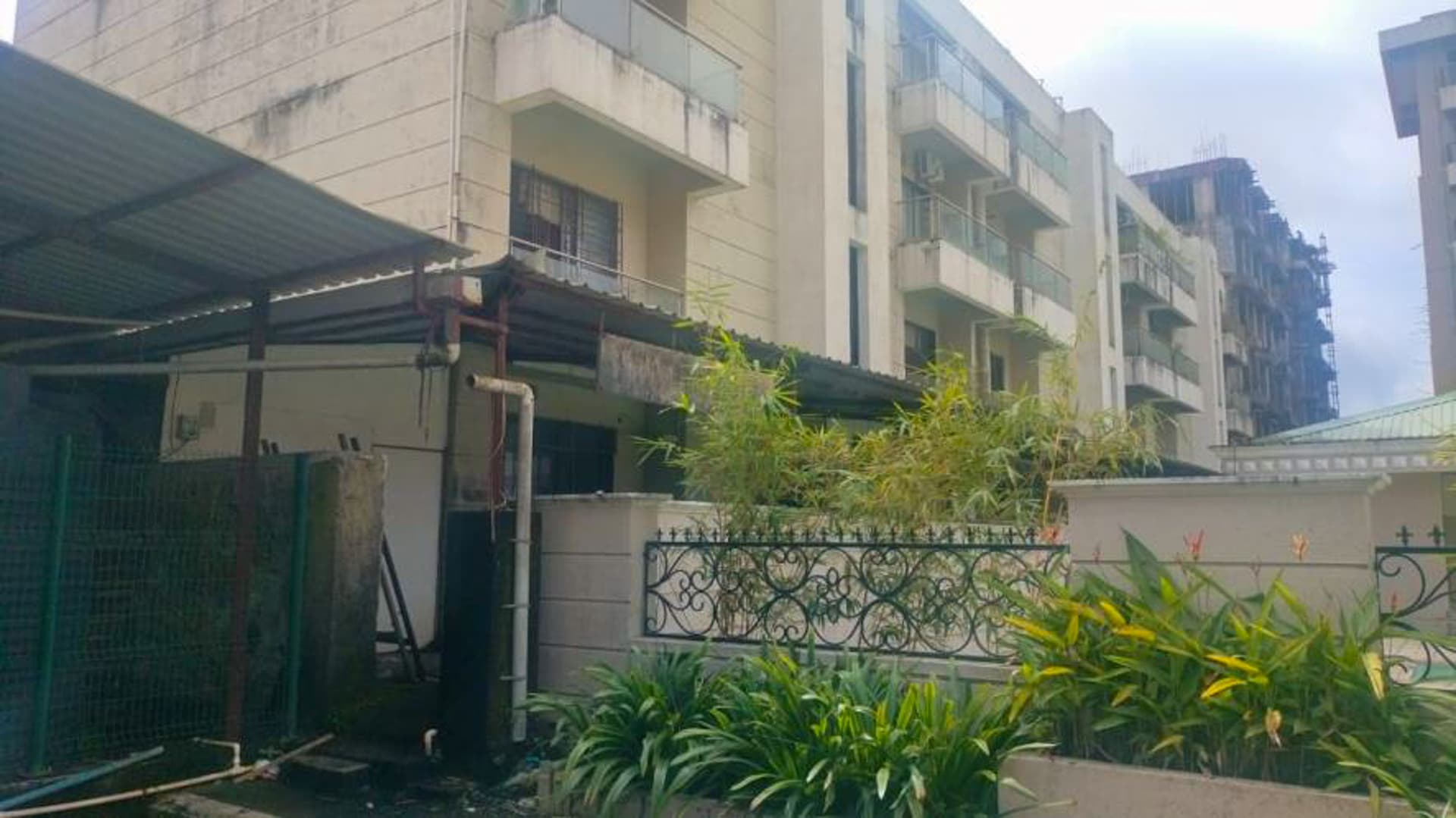 Property Photos 1