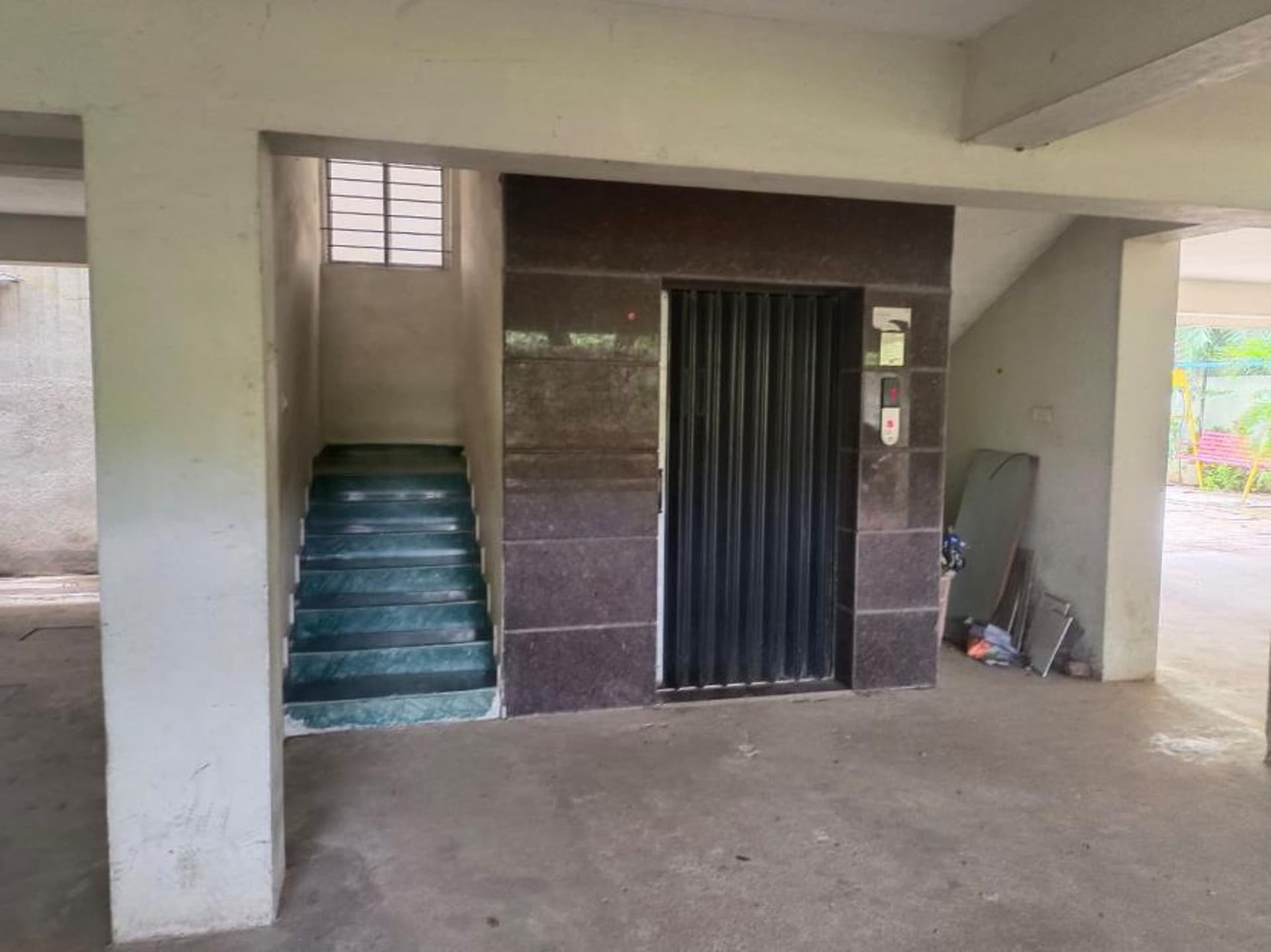 Property Photos 7