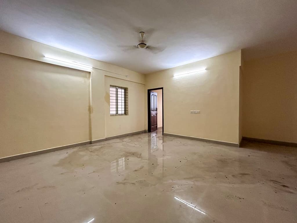 Property Photos 5