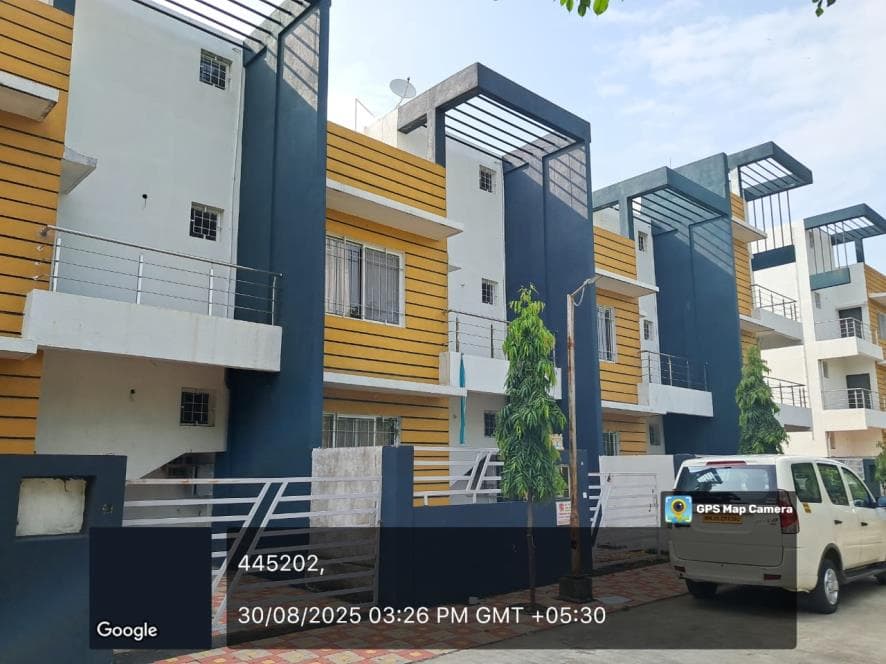 Property Photos 22
