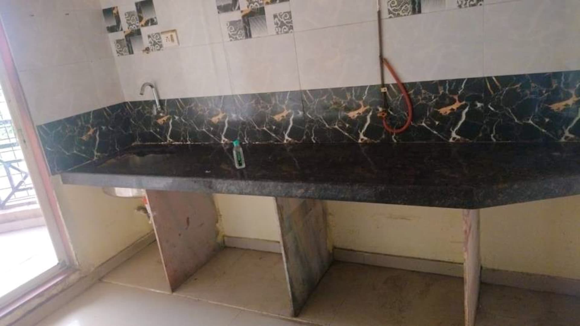 Property Photos 6