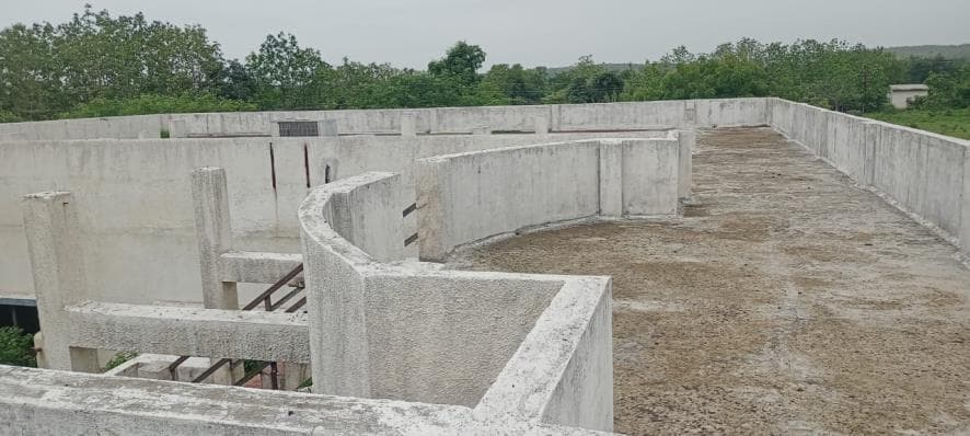 Property Photos 6