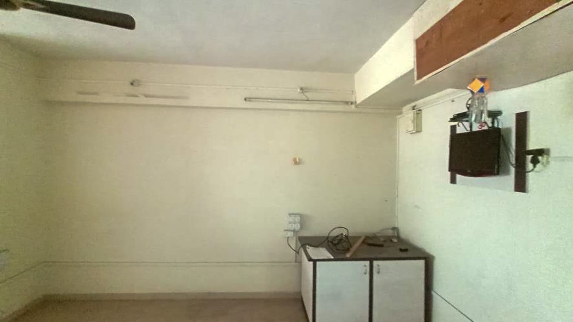 Property Photos 8