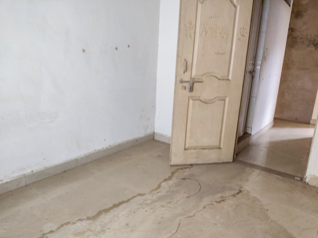 Property Photos 6