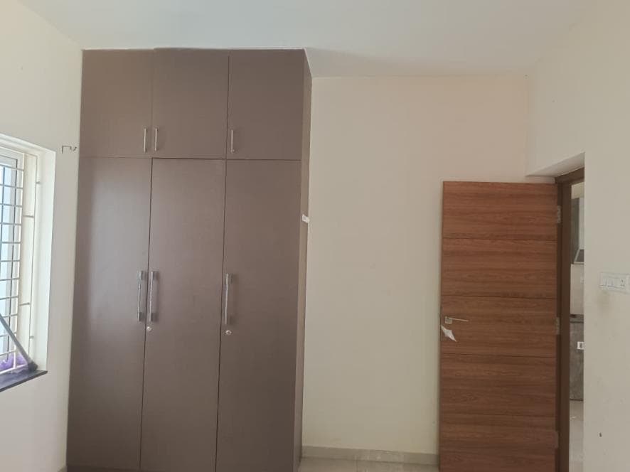 Property Photos 17