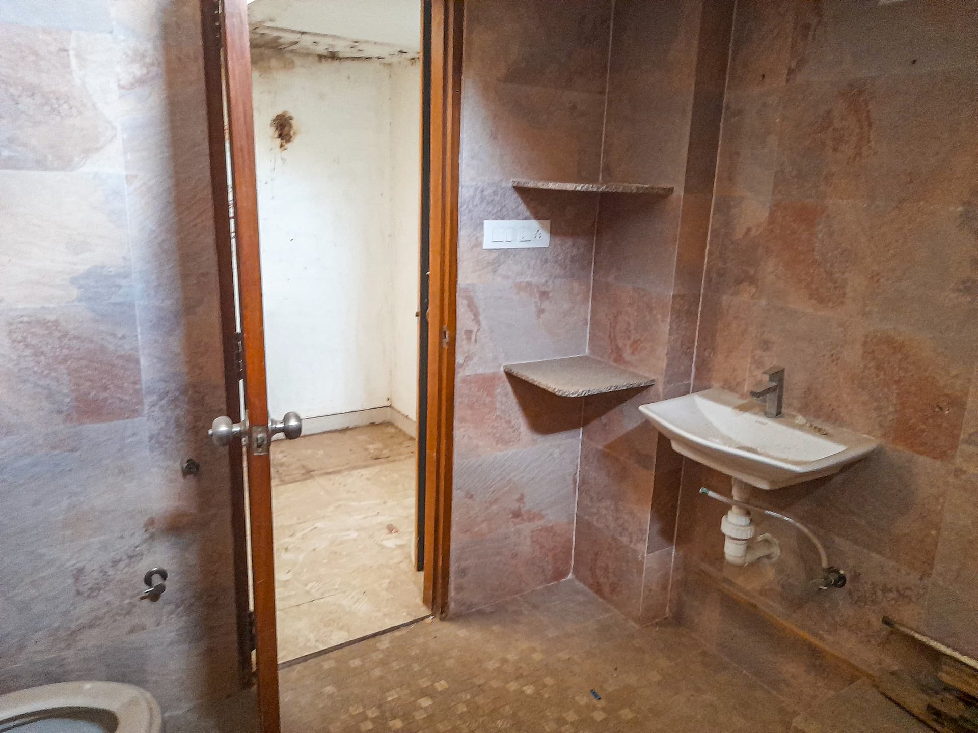Property Photos 11