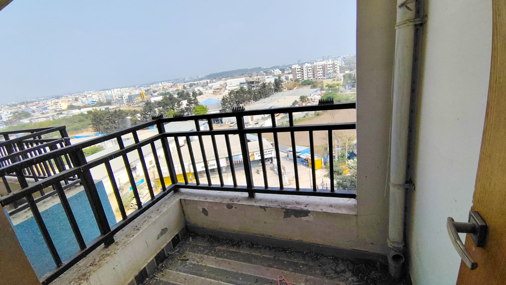 Property Photos 17
