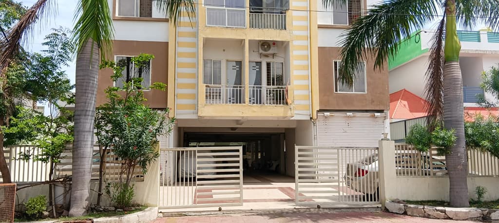 Property Photos 4