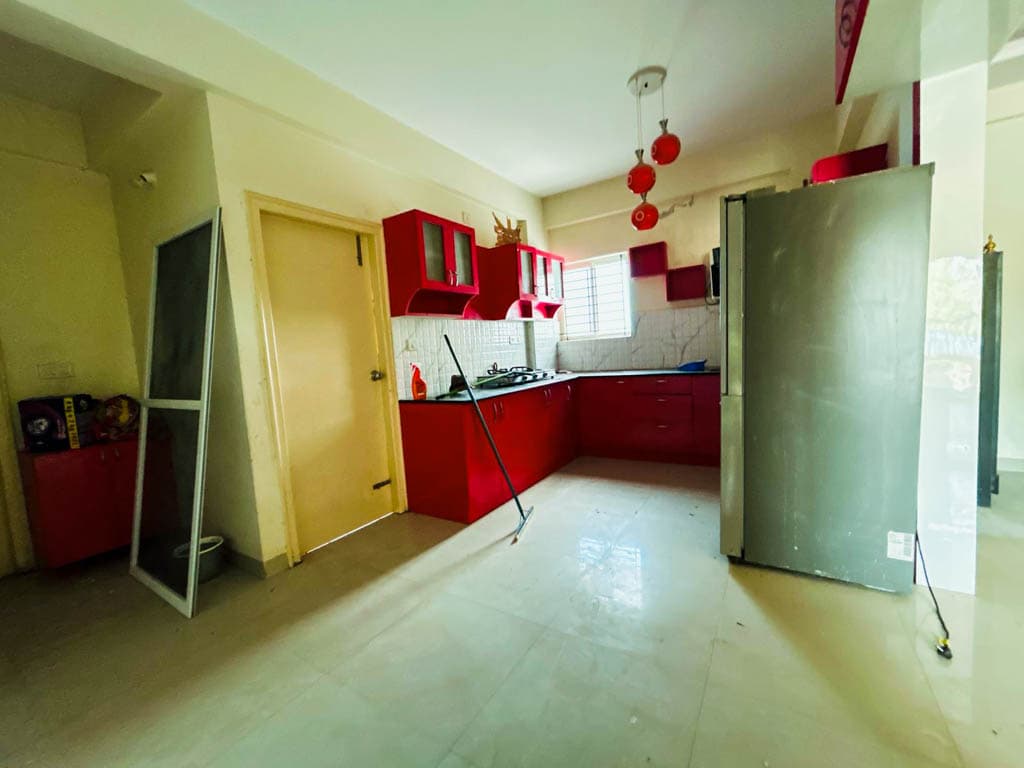 Property Photos 12