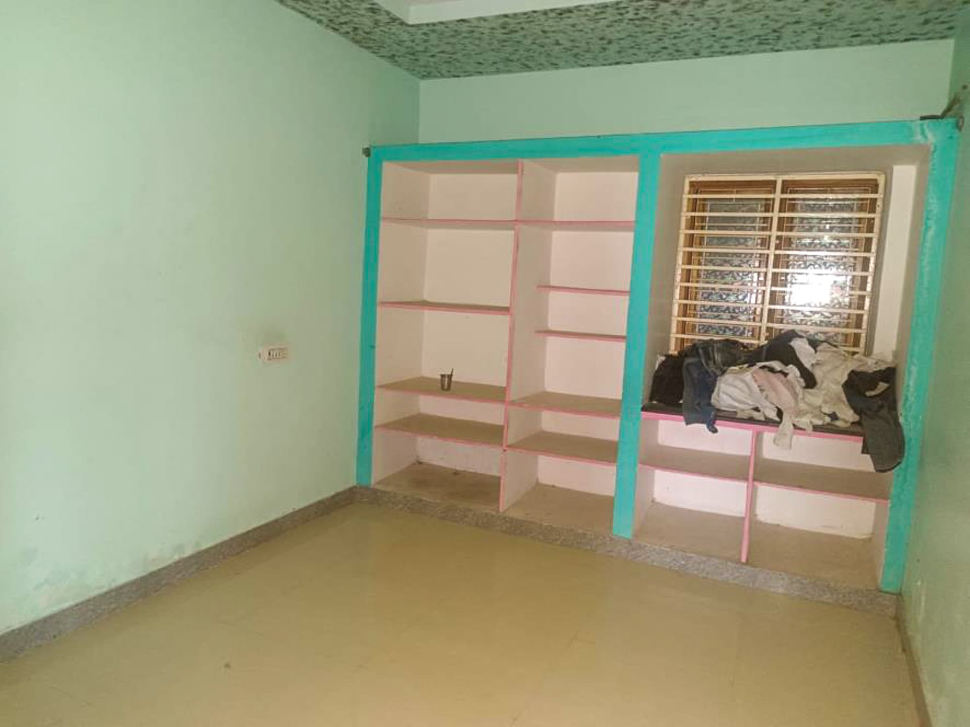 Property Photos 27