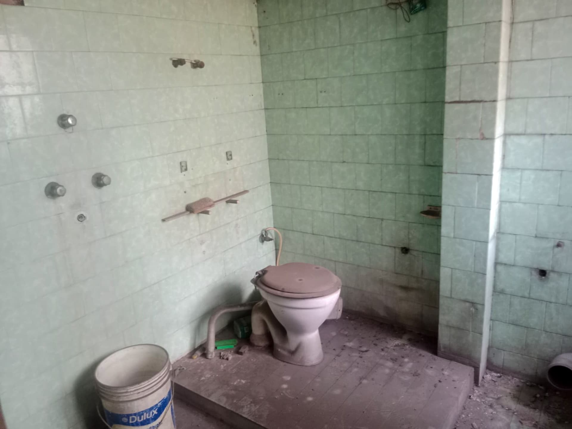 Property Photos 8
