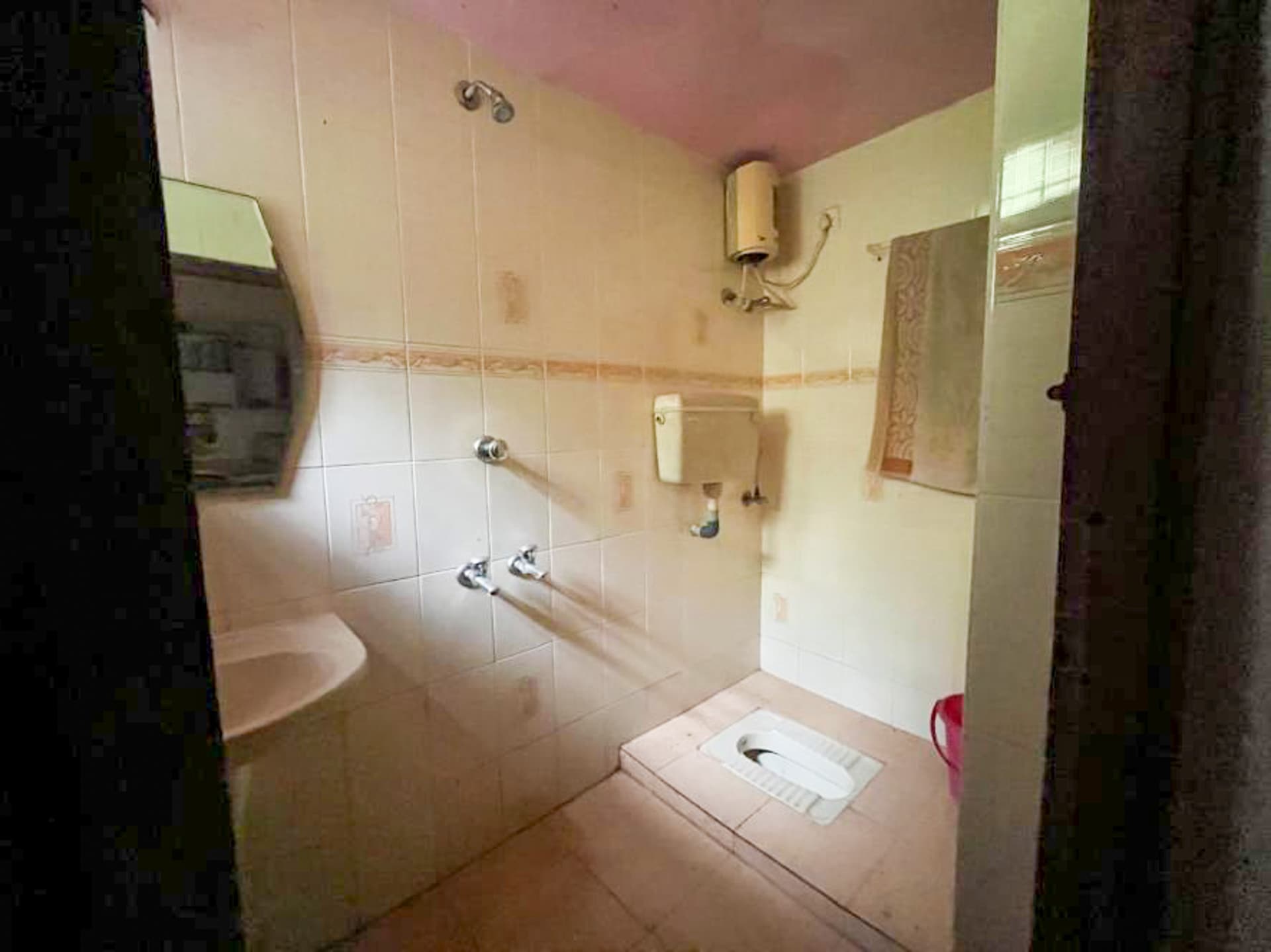 Property Photos 17