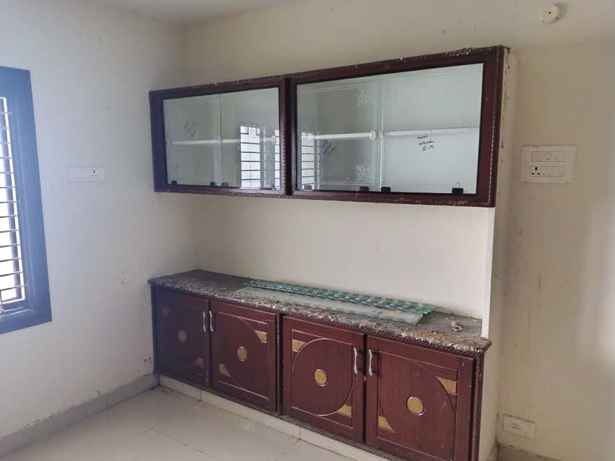 Property Photos 4