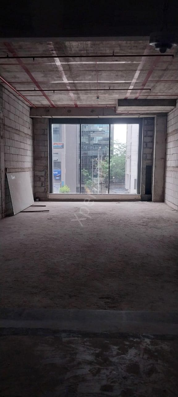 Property Photos 8