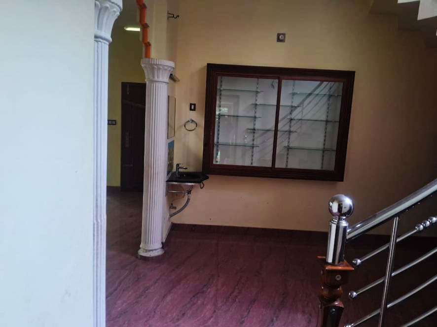Property Photos 11