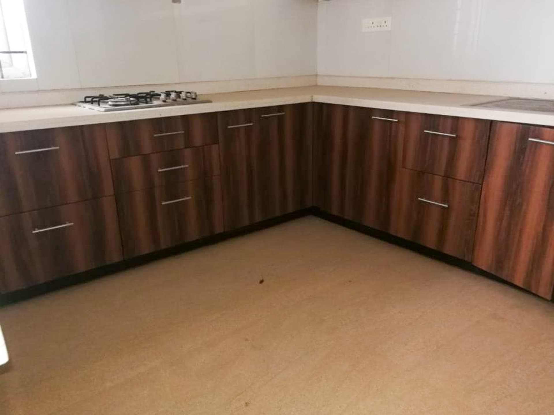 Property Photos 77