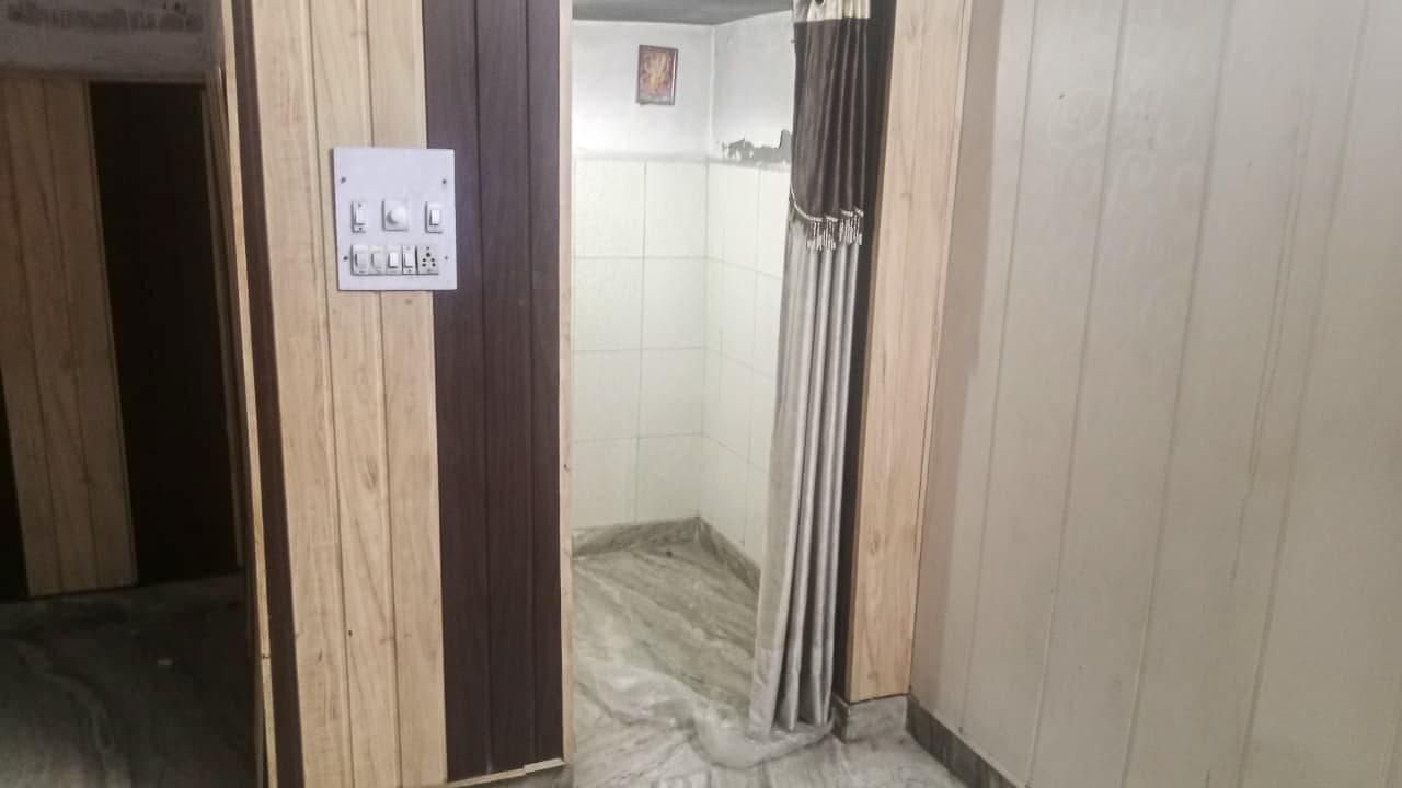 Property Photos 8