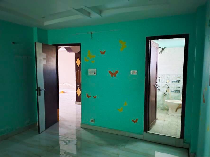 Property Photos 11