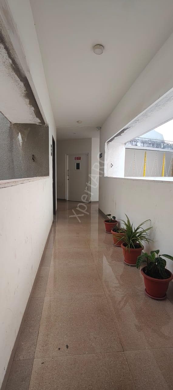 Property Photos 16