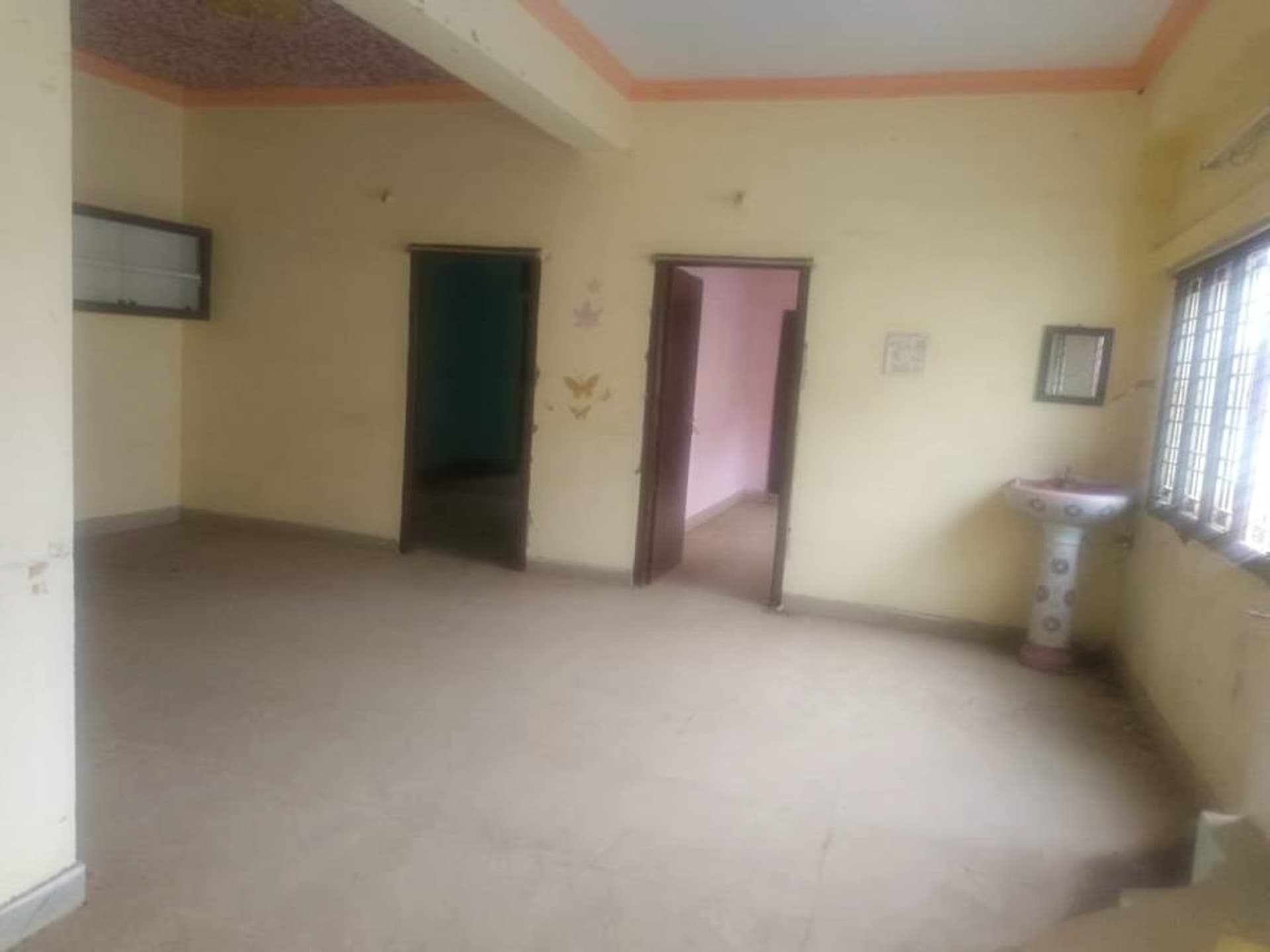Property Photos 6