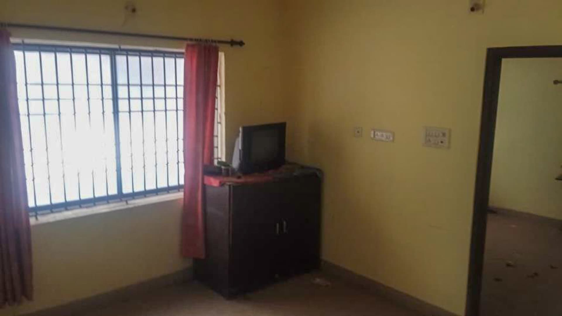 Property Photos 5