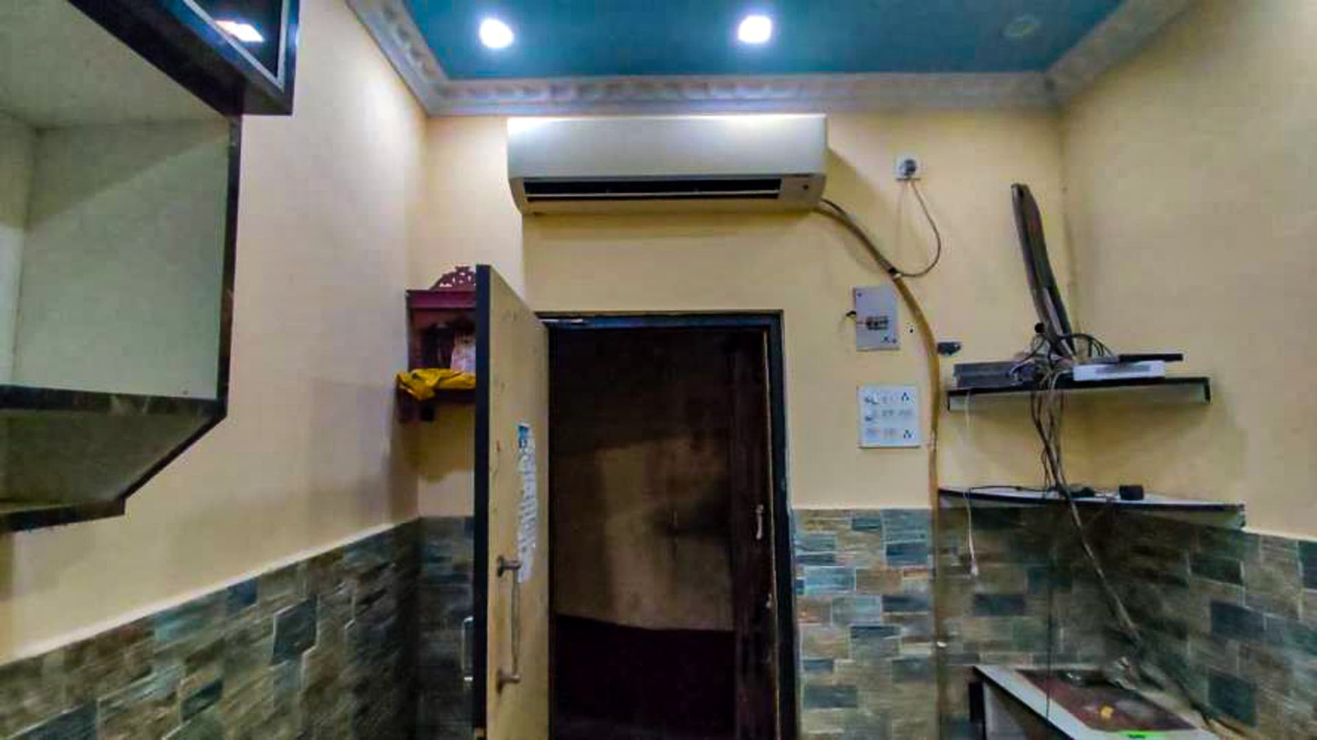 Property Photos 5