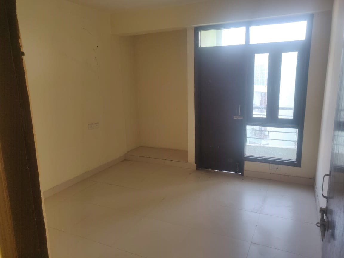 Property Photos 4