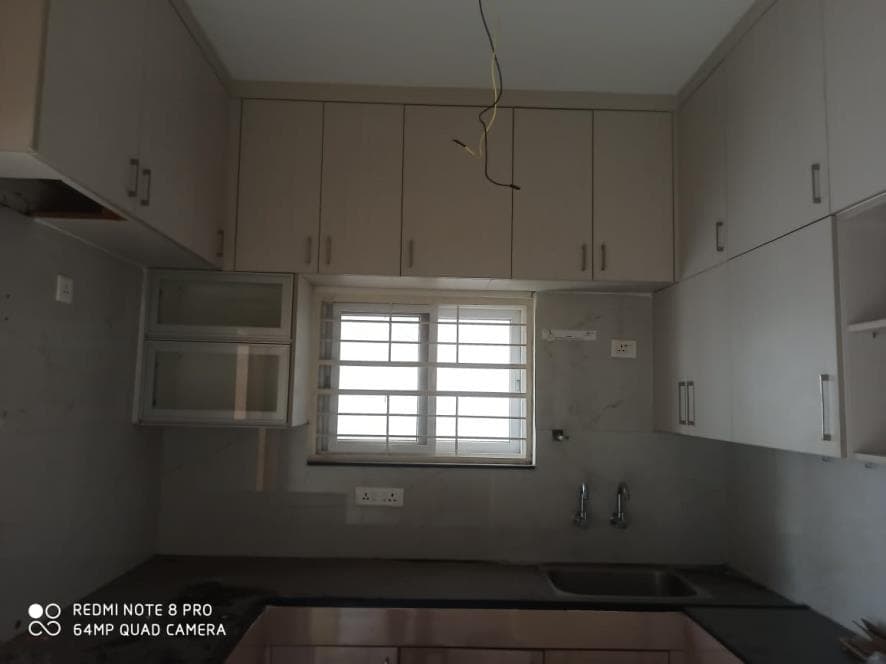 Property Photos 11