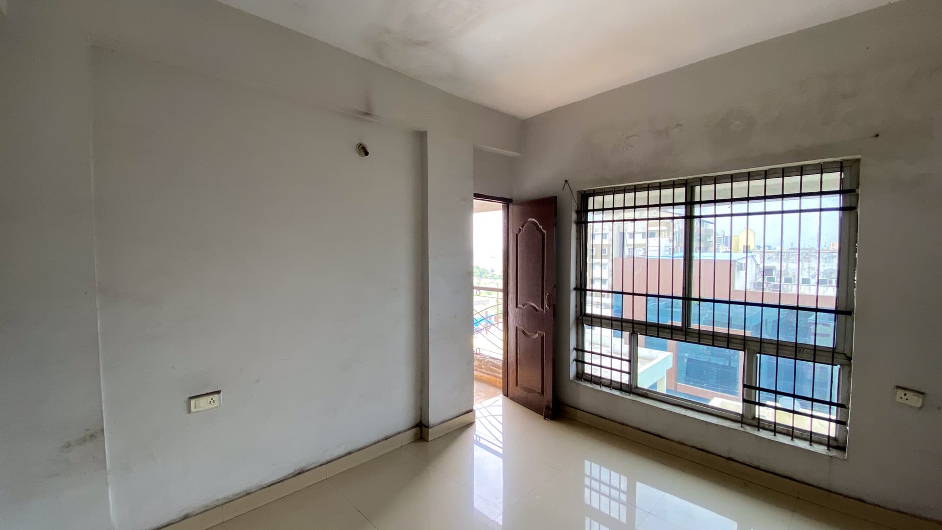 Property Photos 8