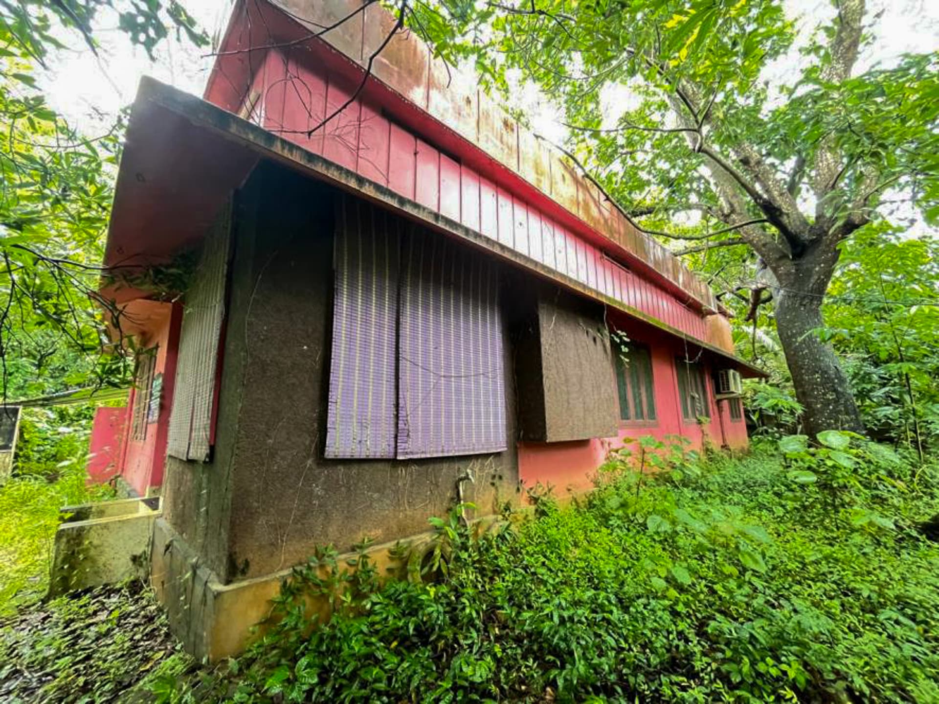 Property Photos 8