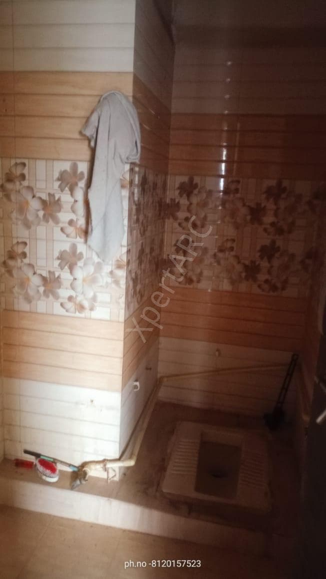 Property Photos 7