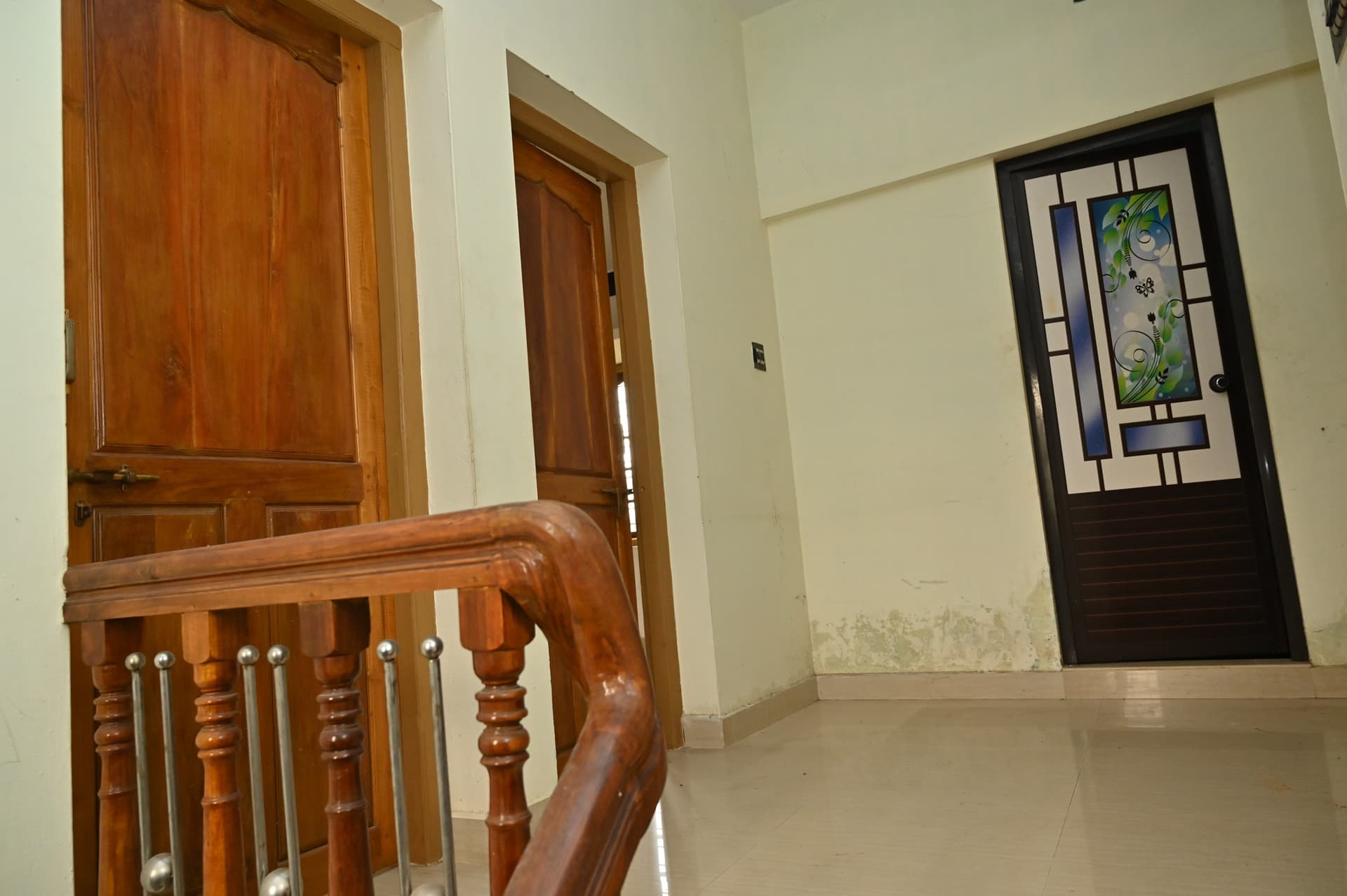 Property Photos 5