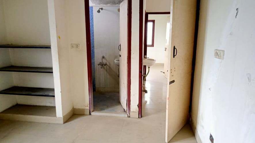 Property Photos 13