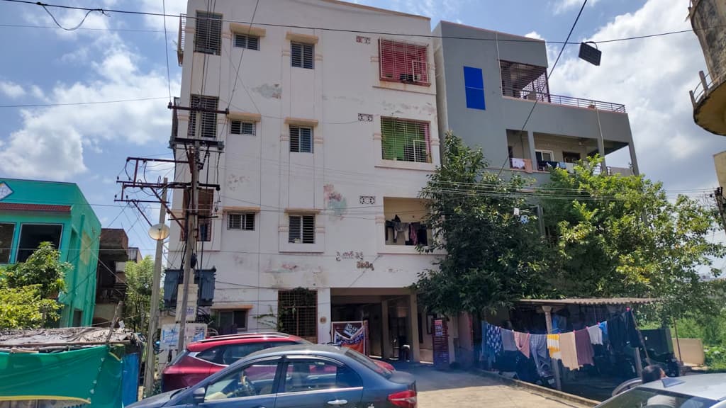 Property Photos 1