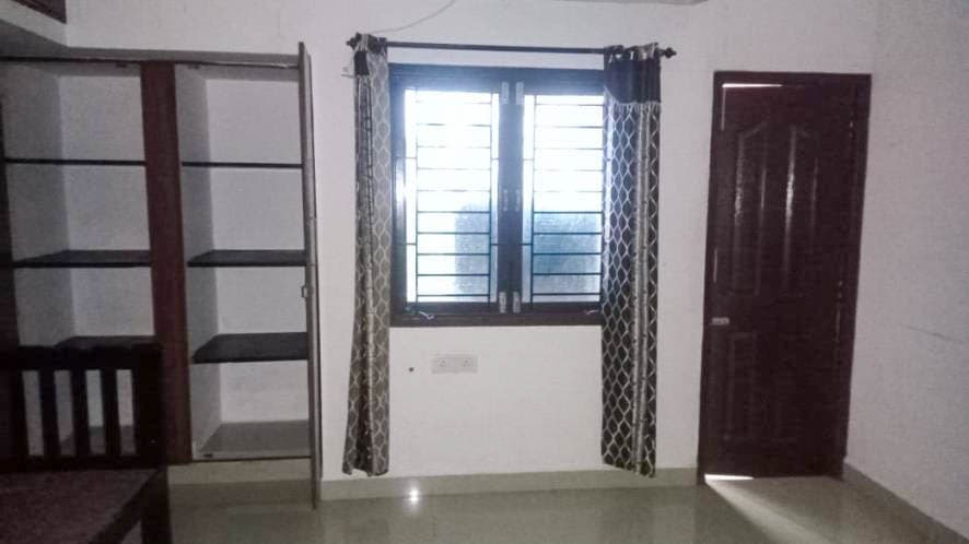 Property Photos 6