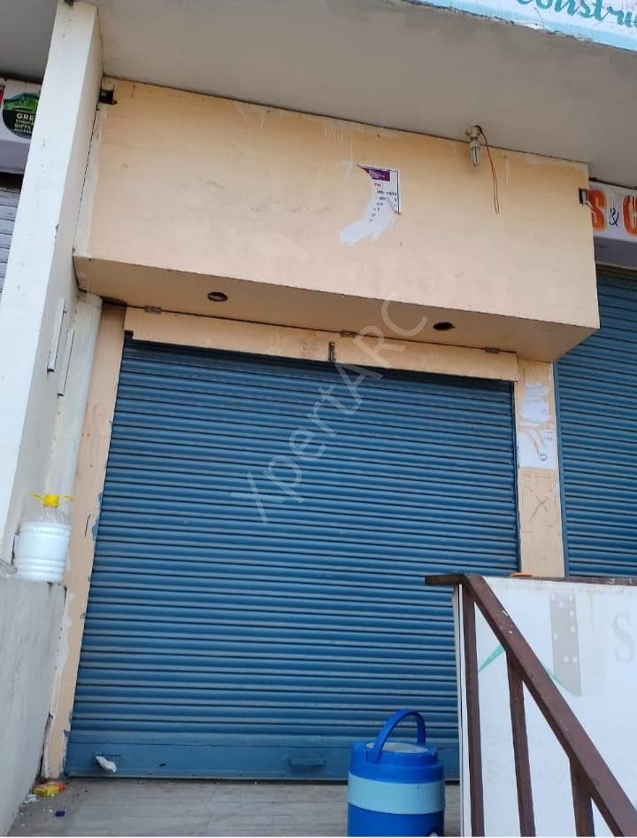Property Photos 6