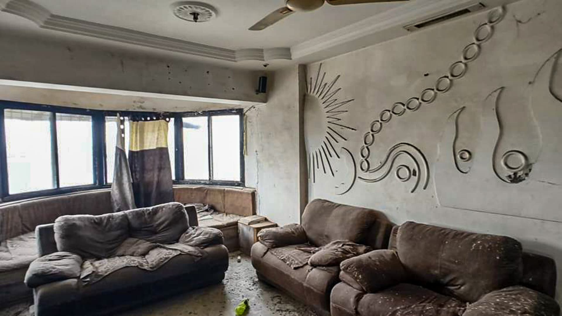 Property Photos 6