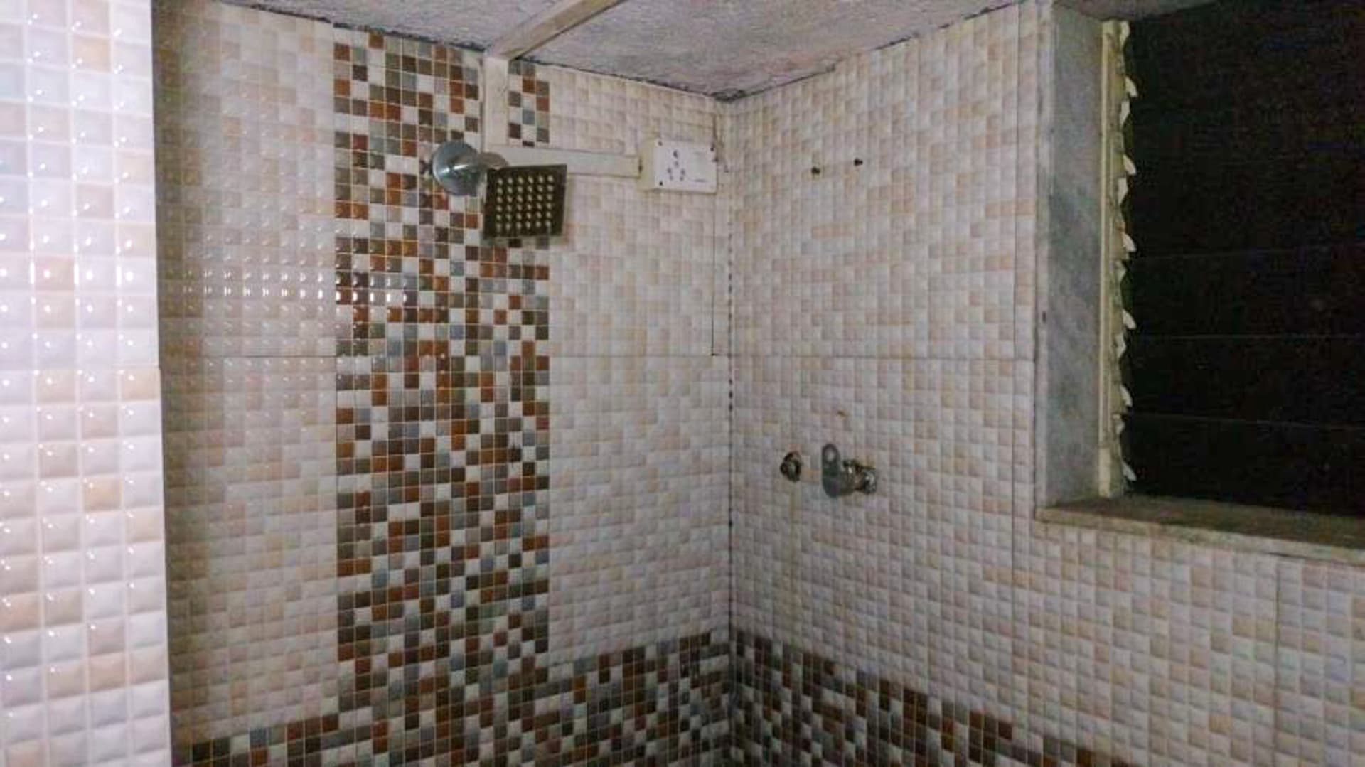 Property Photos 11