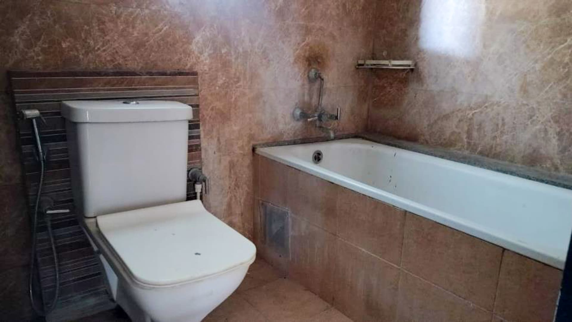 Property Photos 24