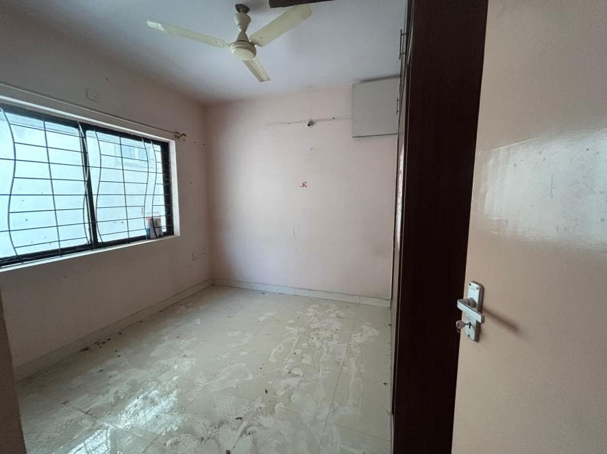 Property Photos 9