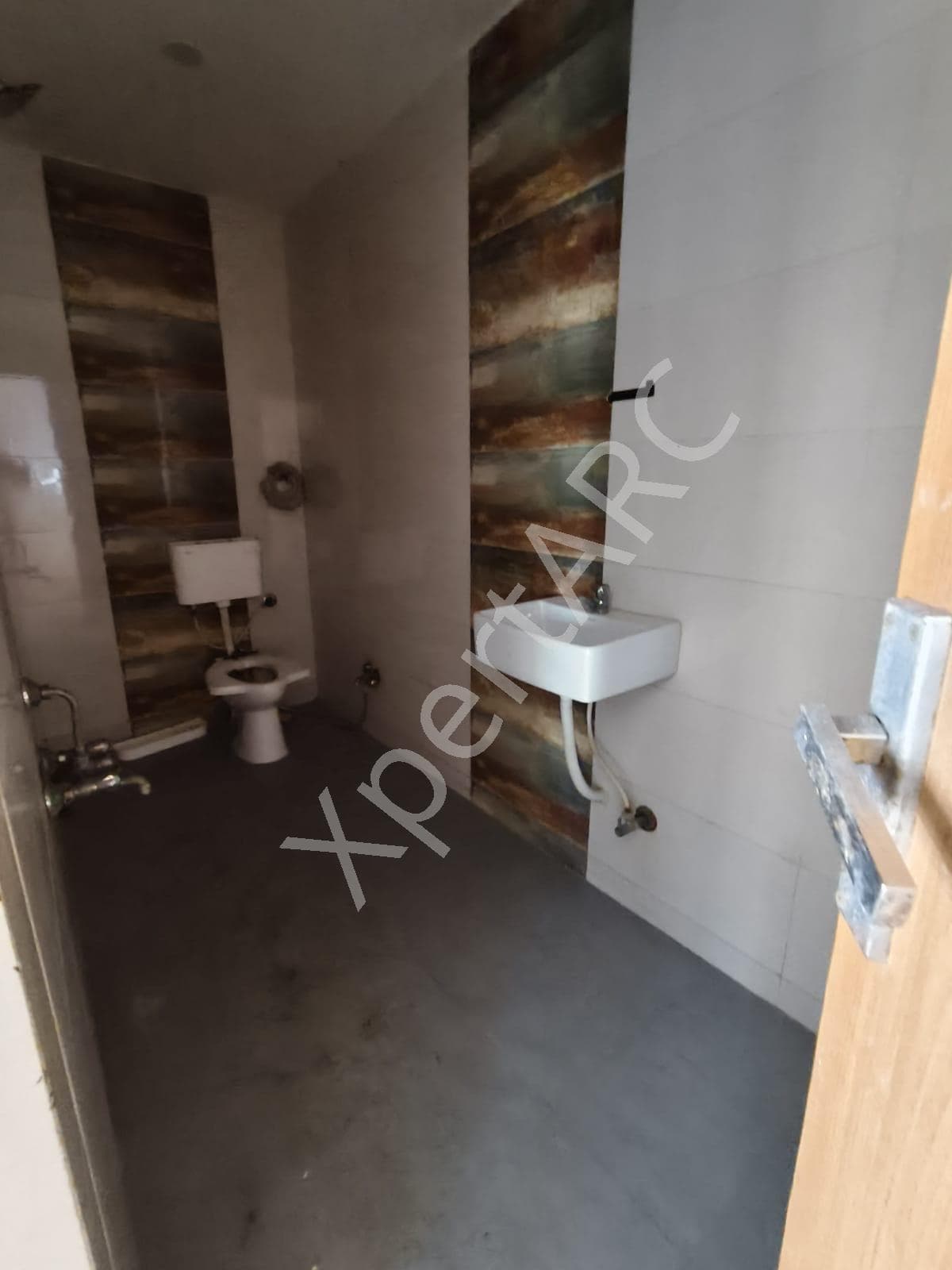 Property Photos 28