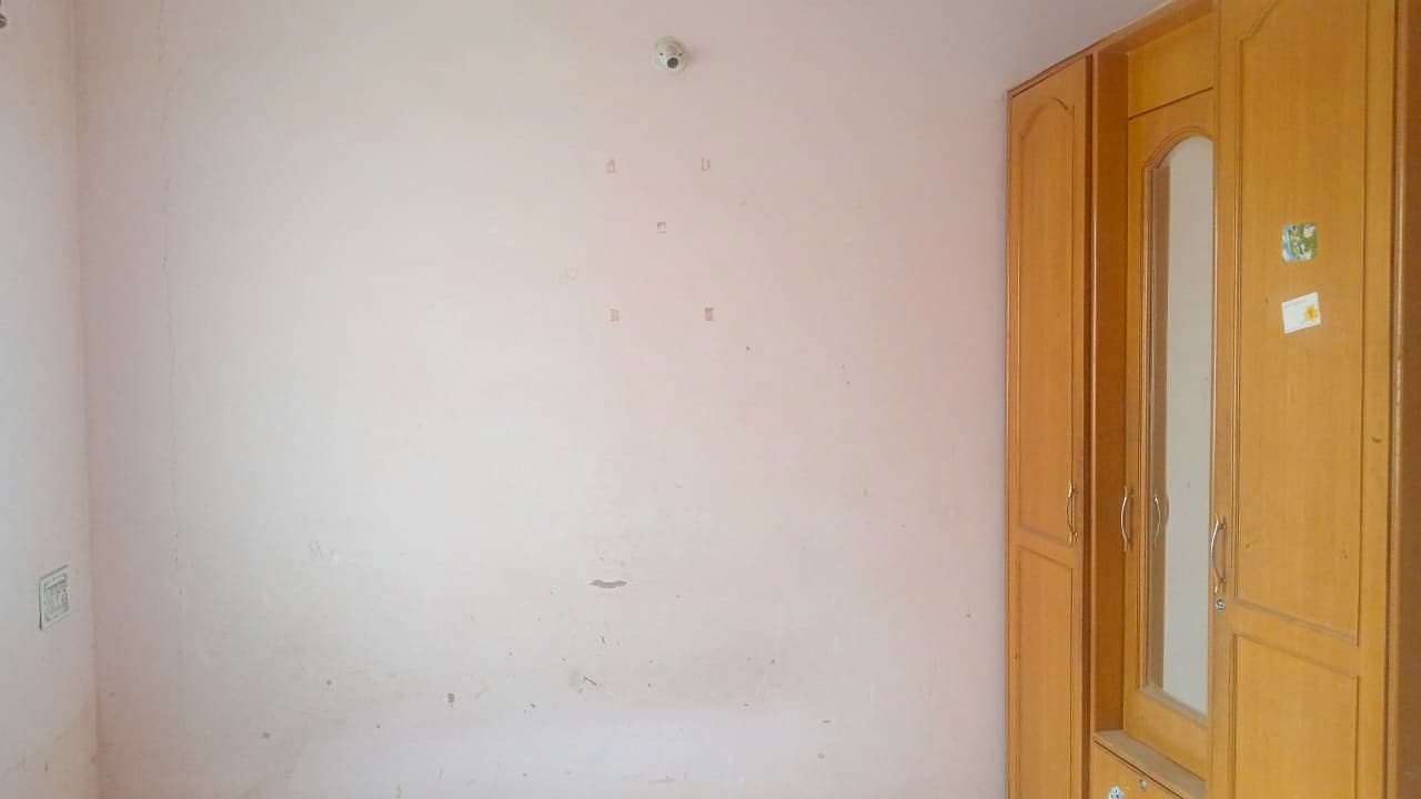 Property Photos 7