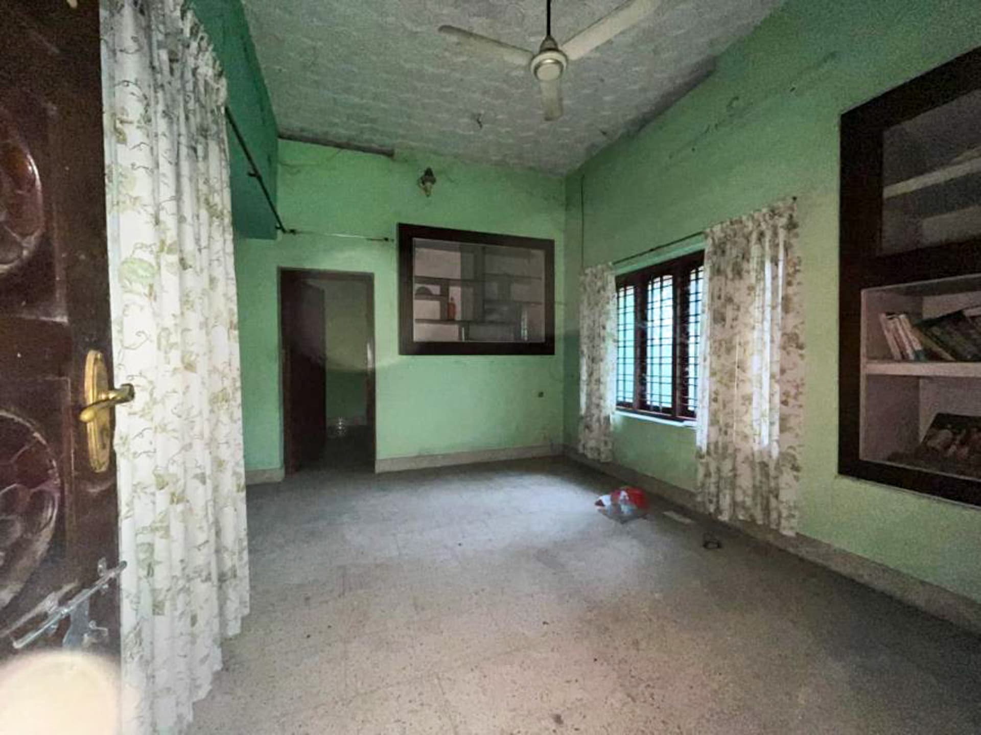 Property Photos 7