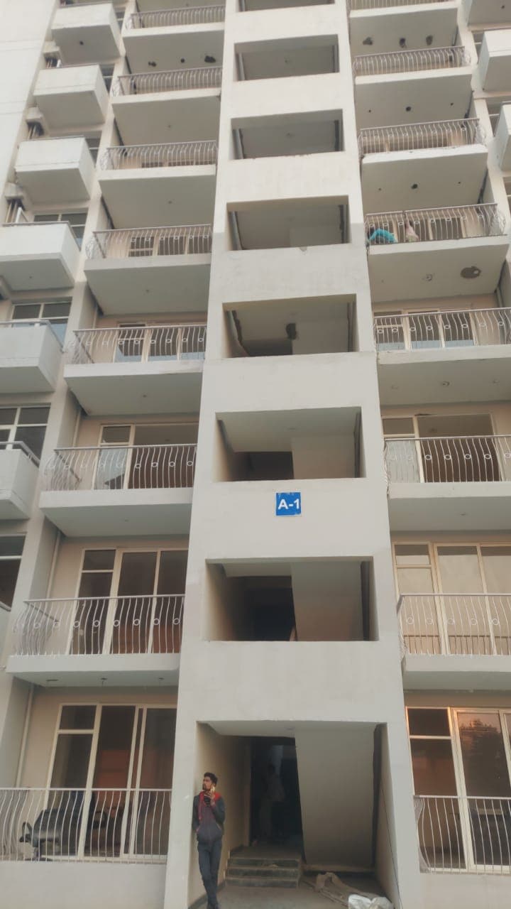 Property Photos 1
