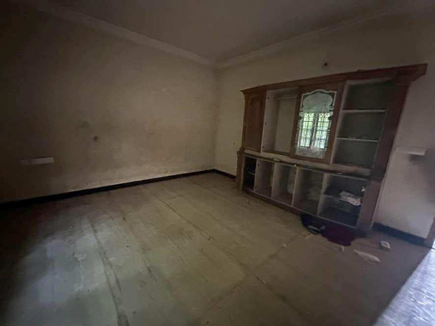 Property Photos 7
