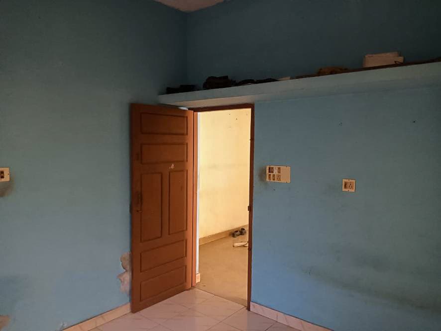 Property Photos 7