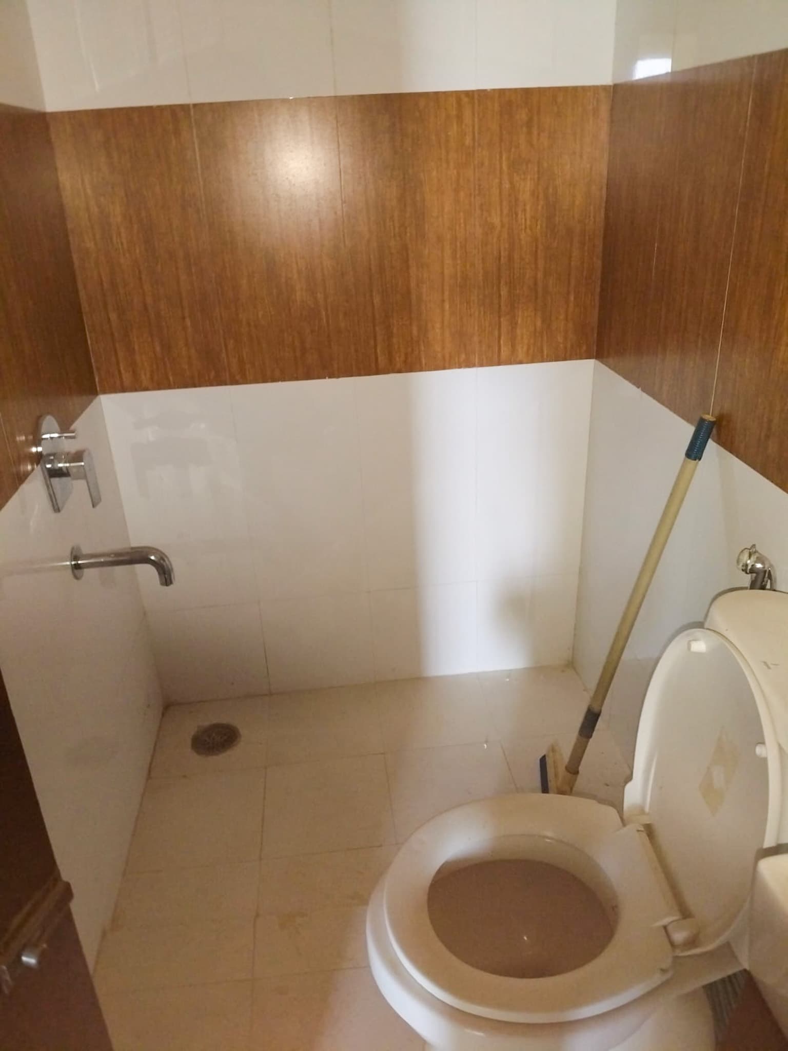Property Photos 17