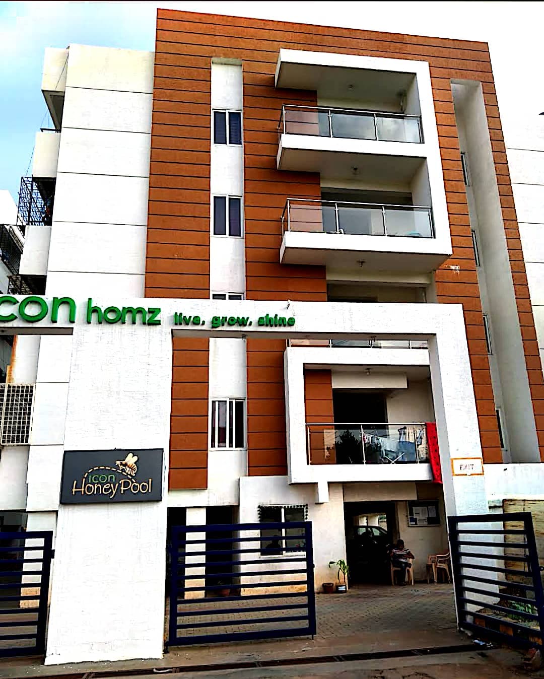 Property Photos 1