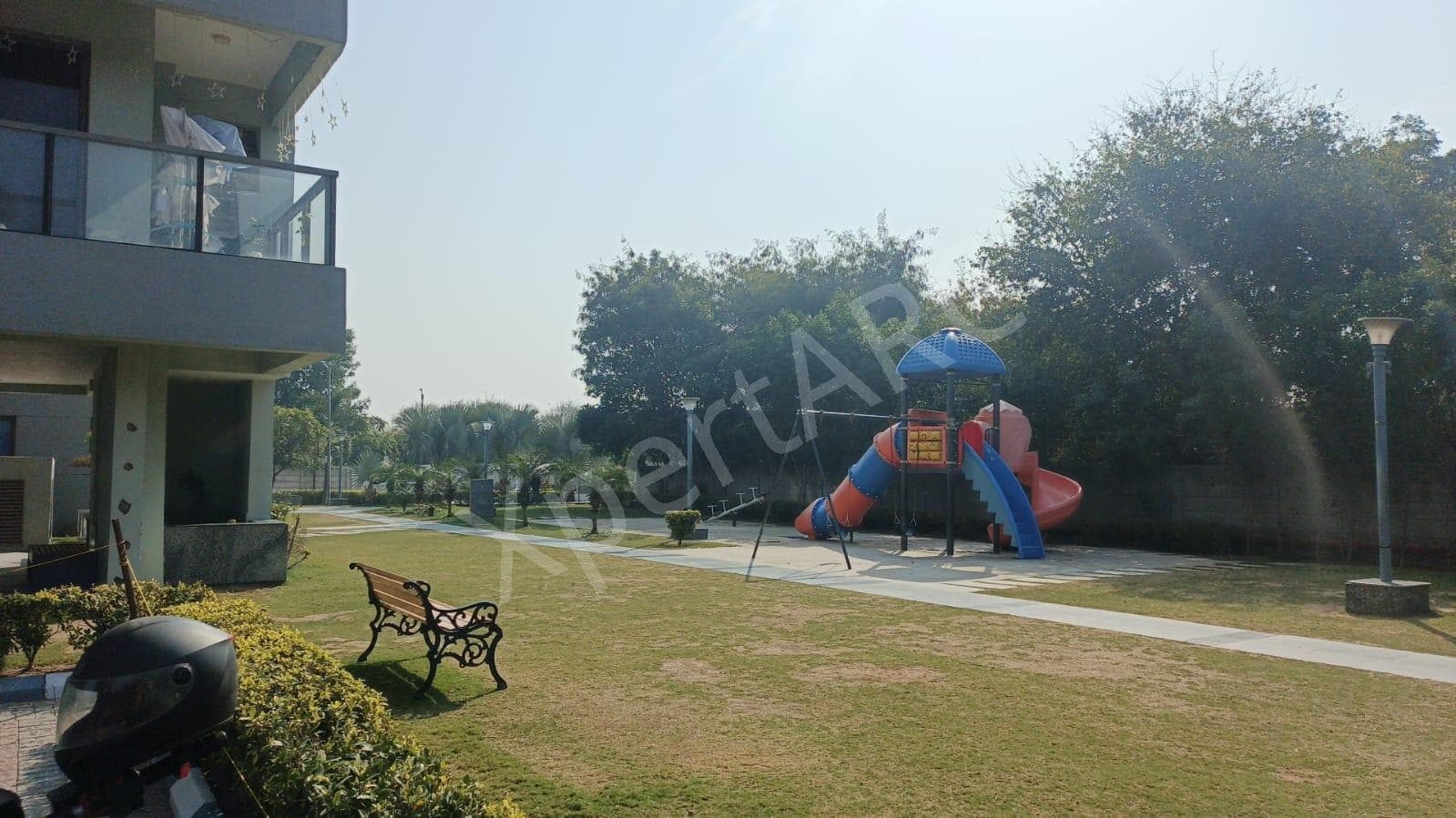 Property Photos 8