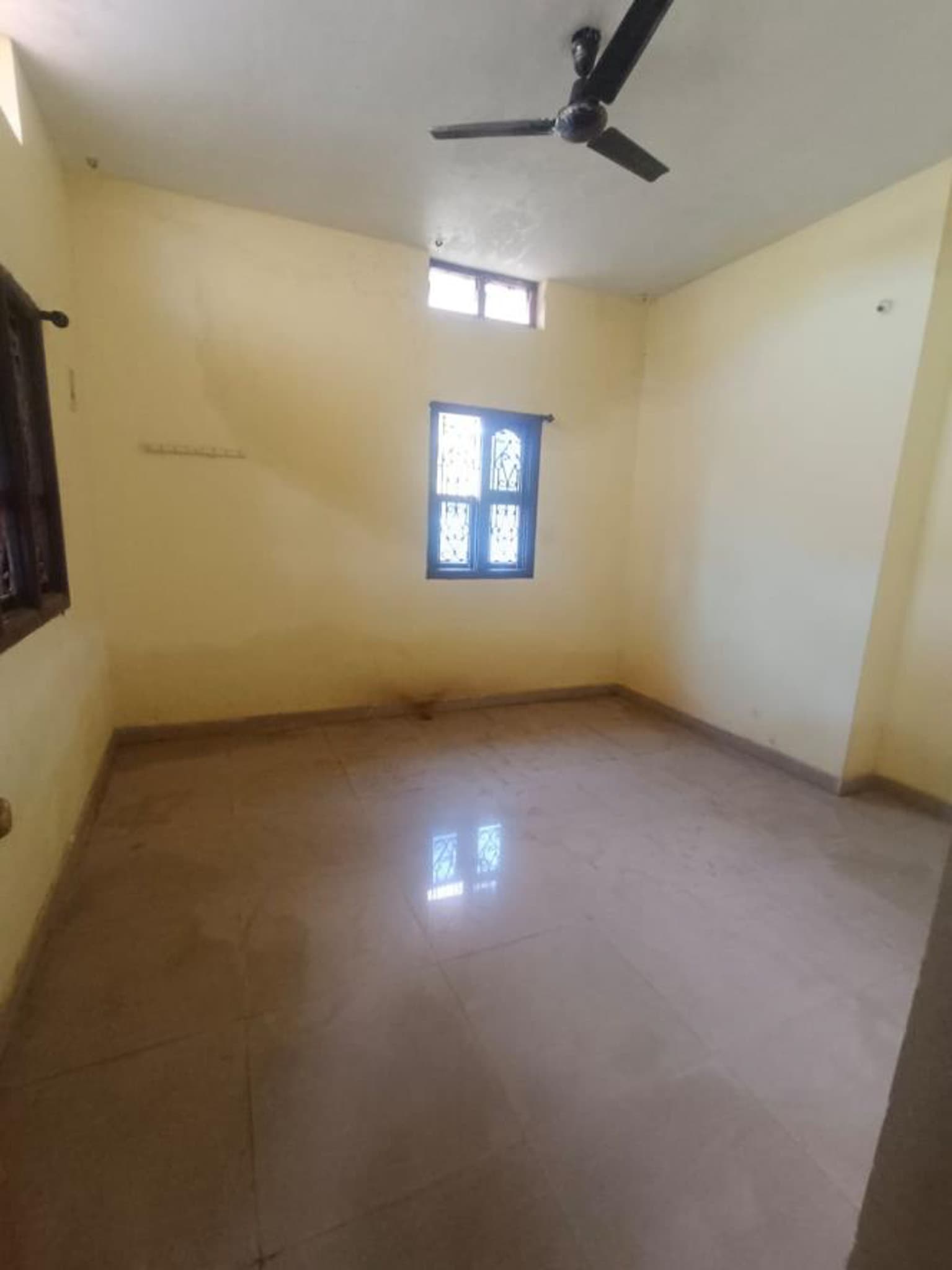 Property Photos 9